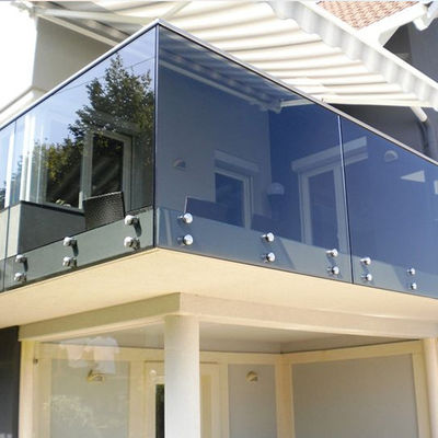 12mm 6+6mm 13.14mm 13.52mm 強化合わせガラス手すりバルストレー ド 屋外および屋内装飾用